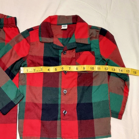 Old Navy Toddler Christmas Plaid Pajama Set - Red and Green 3T - Picture 3 of 4